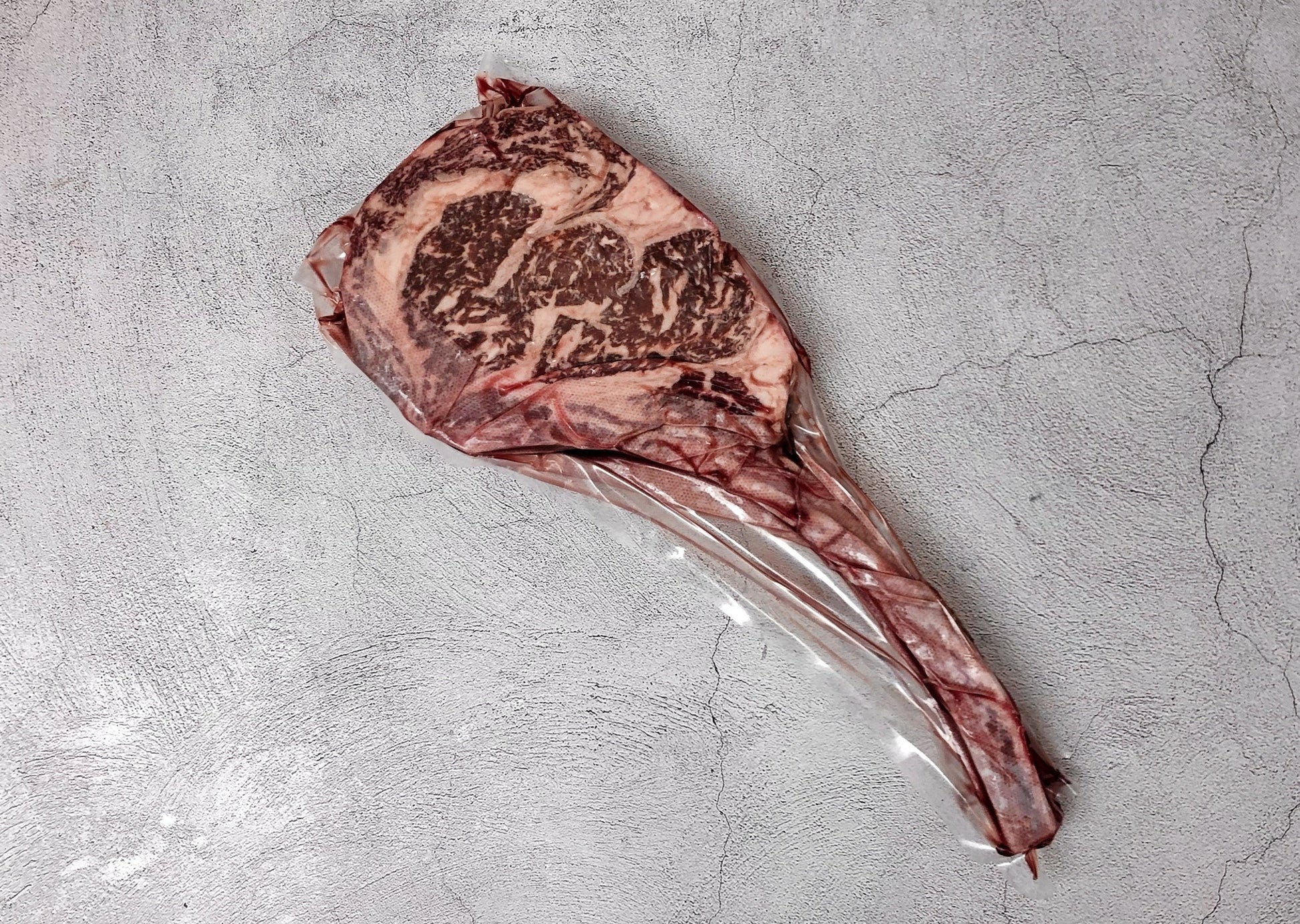 Wagyu Tomahawk Steak BMS 4-5 (32 Oz) | Jack's Creek Corte Argentino 